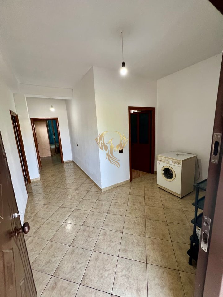 1+1 entrance for rent in Fresk