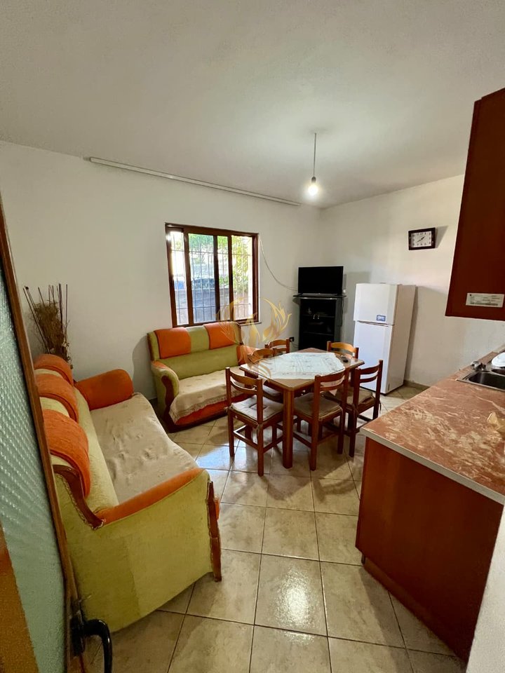 1+1 entrance for rent in Fresk