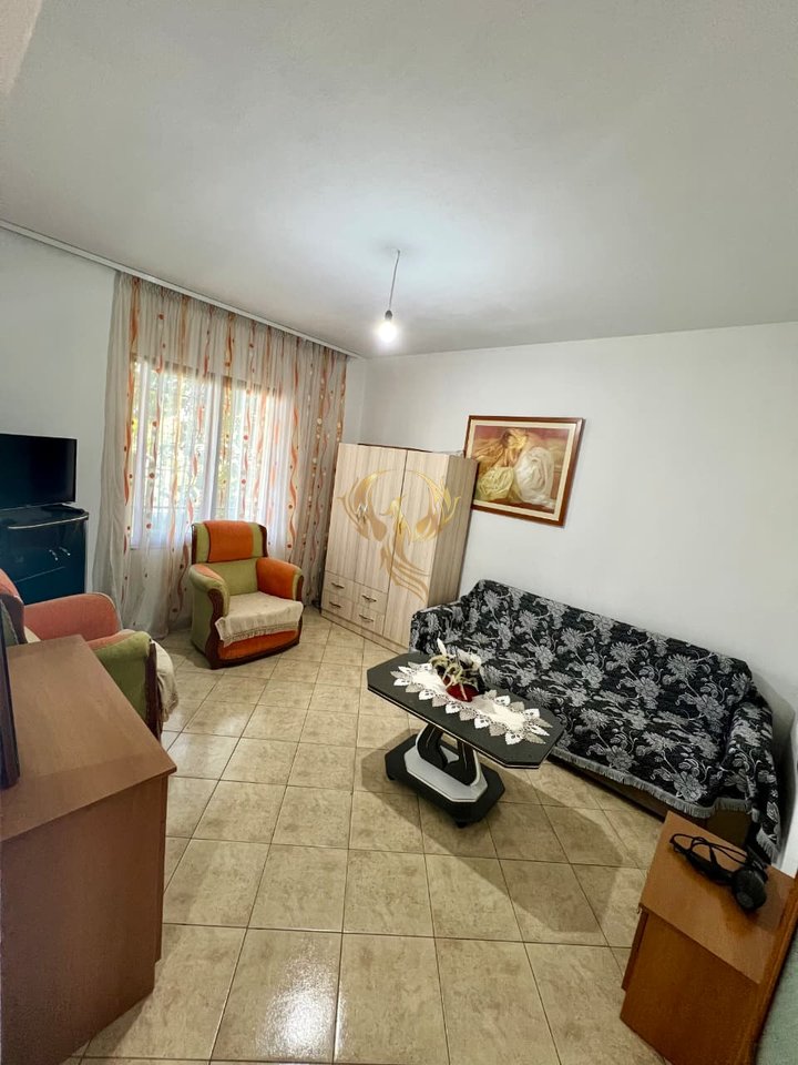 1+1 entrance for rent in Fresk