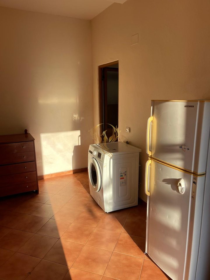 For rent Entrance 1+1 in Don Bosko
Area:60m2
