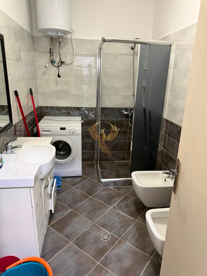 Jepet me qera Apartament 2+1 ne Fresk