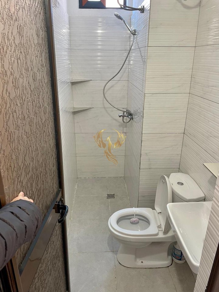 Jepet me qera Shtepi private  2+1 ne 5 Maj