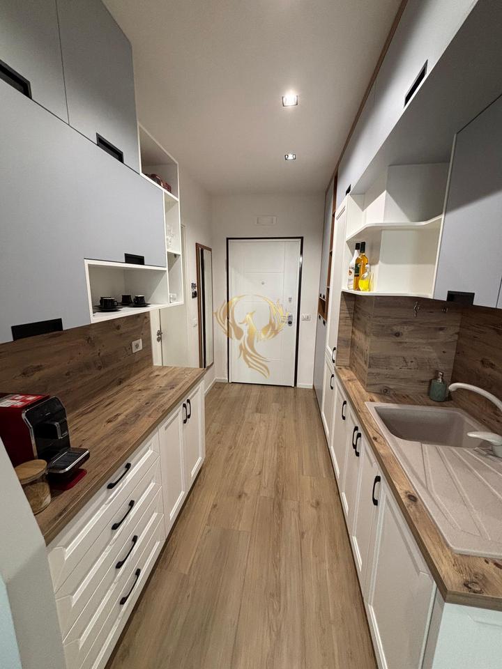 Studio apartment for rent at Vilat Gjermane