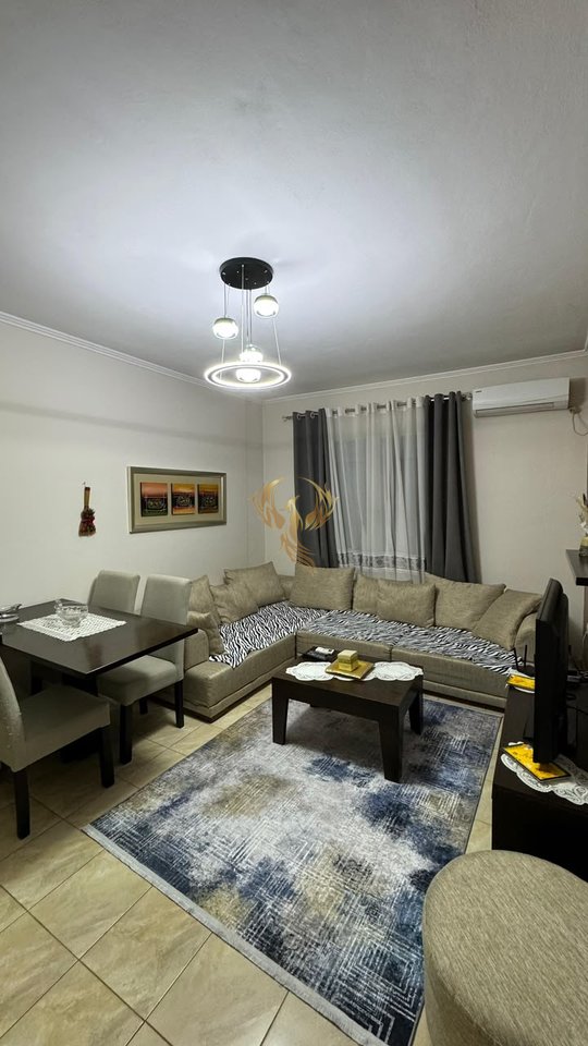 Jepet me qira Apartament 2+1 ne Astir
