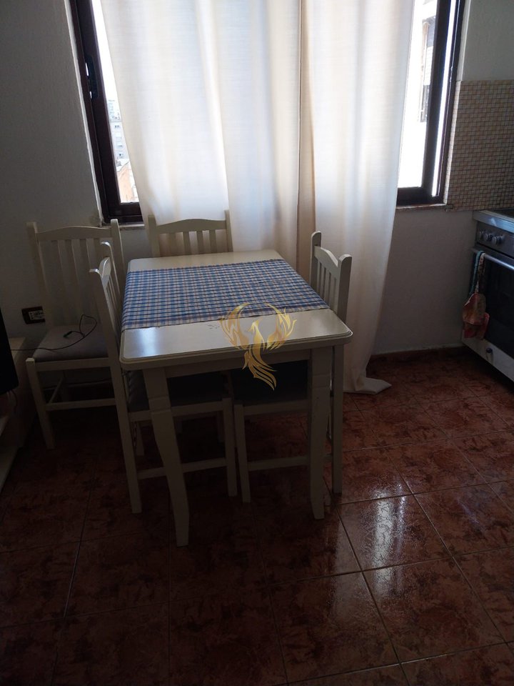 Jepet me qira Apartament 1+1 21 Dhjetori