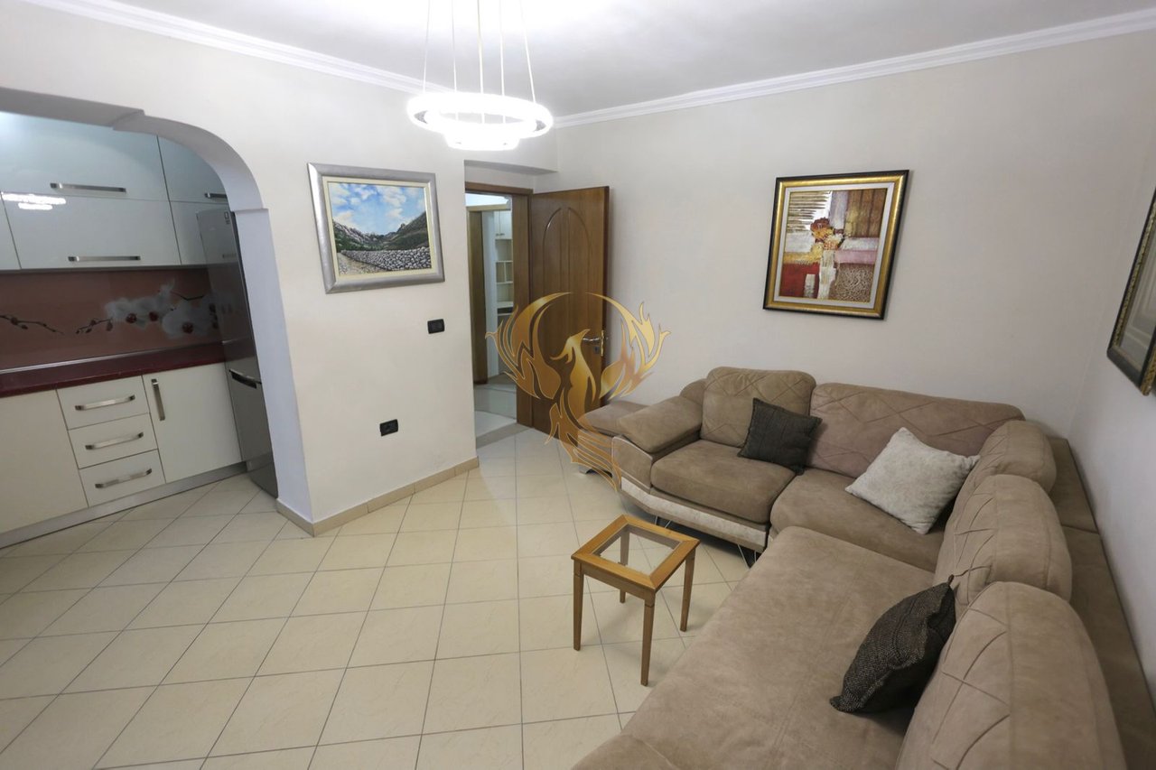 Jepet me qira Apartament 2+1 ne Brryl