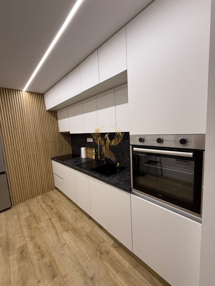 1+1 Apartment for rent at 21 Dhjetori