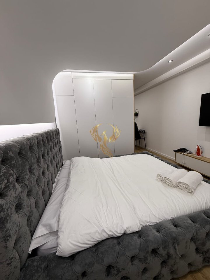 1+1 Apartment for rent at 21 Dhjetori