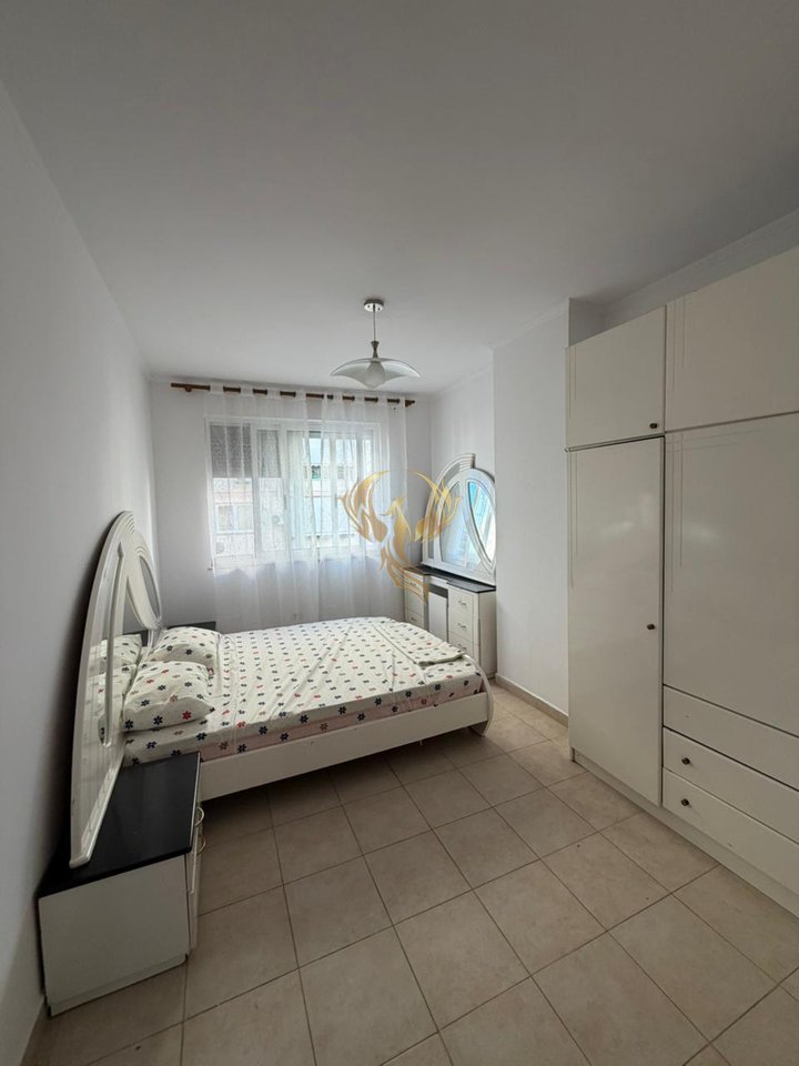 Jepet me qira Apartament 2+1 te Astir