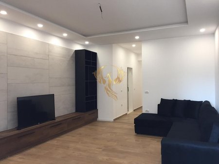Appartamento 2+1+2+2 in affitto nel Bllok vicino a Blv. Bajram Curri