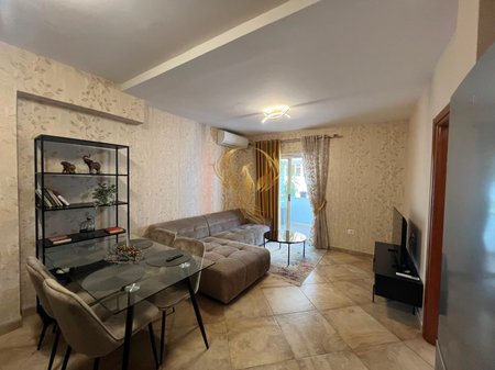 Apartment 1+1 for rent on Mahmut Fortuzi Street