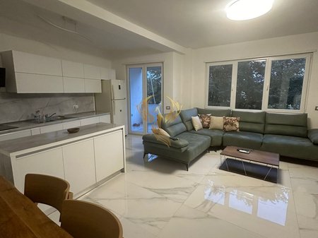 For rent: Apartment 2+1+2+2 at Dry Lake