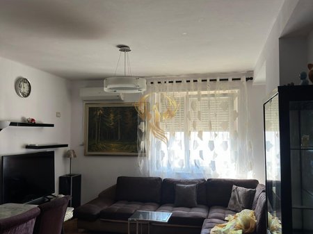 Appartamento 2+1 in affitto a 21 Dhjetori