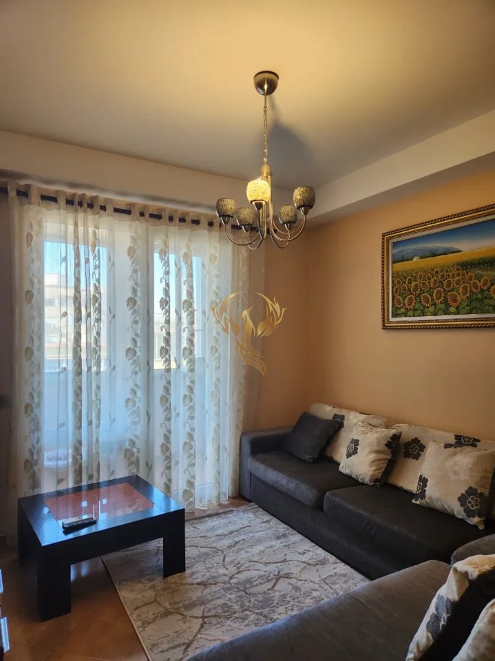 Jepet me qera Apartament 1+1, ne Fresk