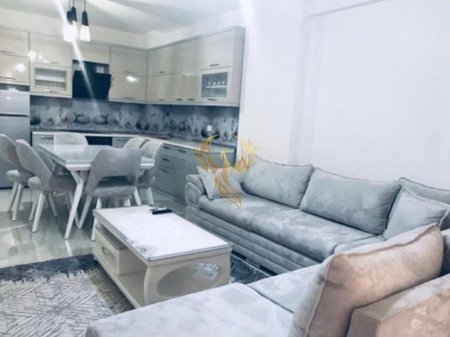Jepet me qera Apartament 2+1+2, te Selvia