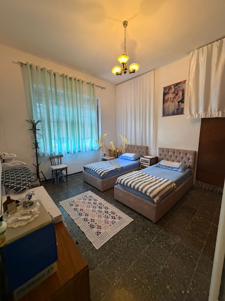 Jepet me qera Apartament 1+1, te Rr.Dritan Hoxha