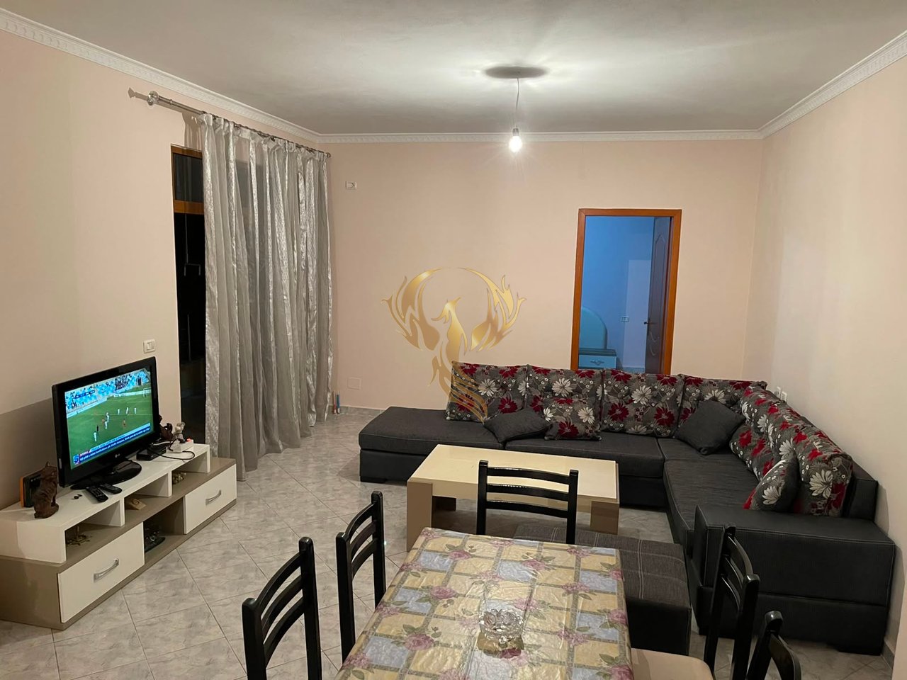 Affittasi appartamento 2+1, a Kombinat