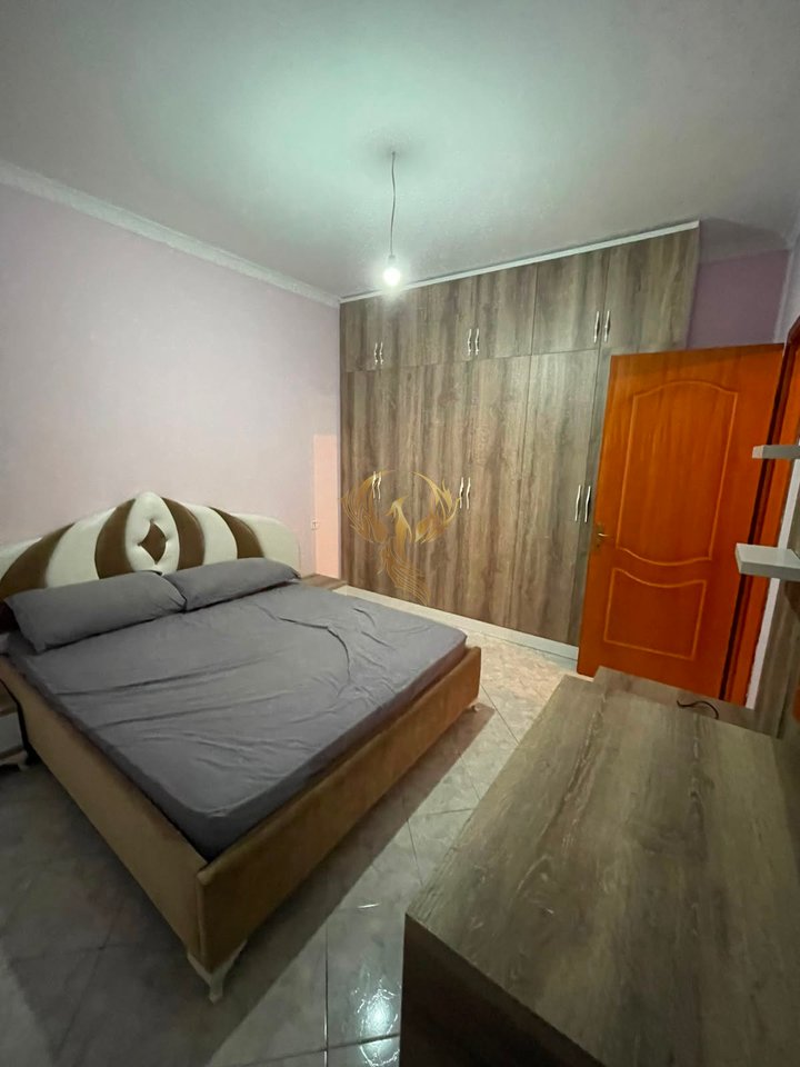 Affittasi appartamento 2+1, a Kombinat