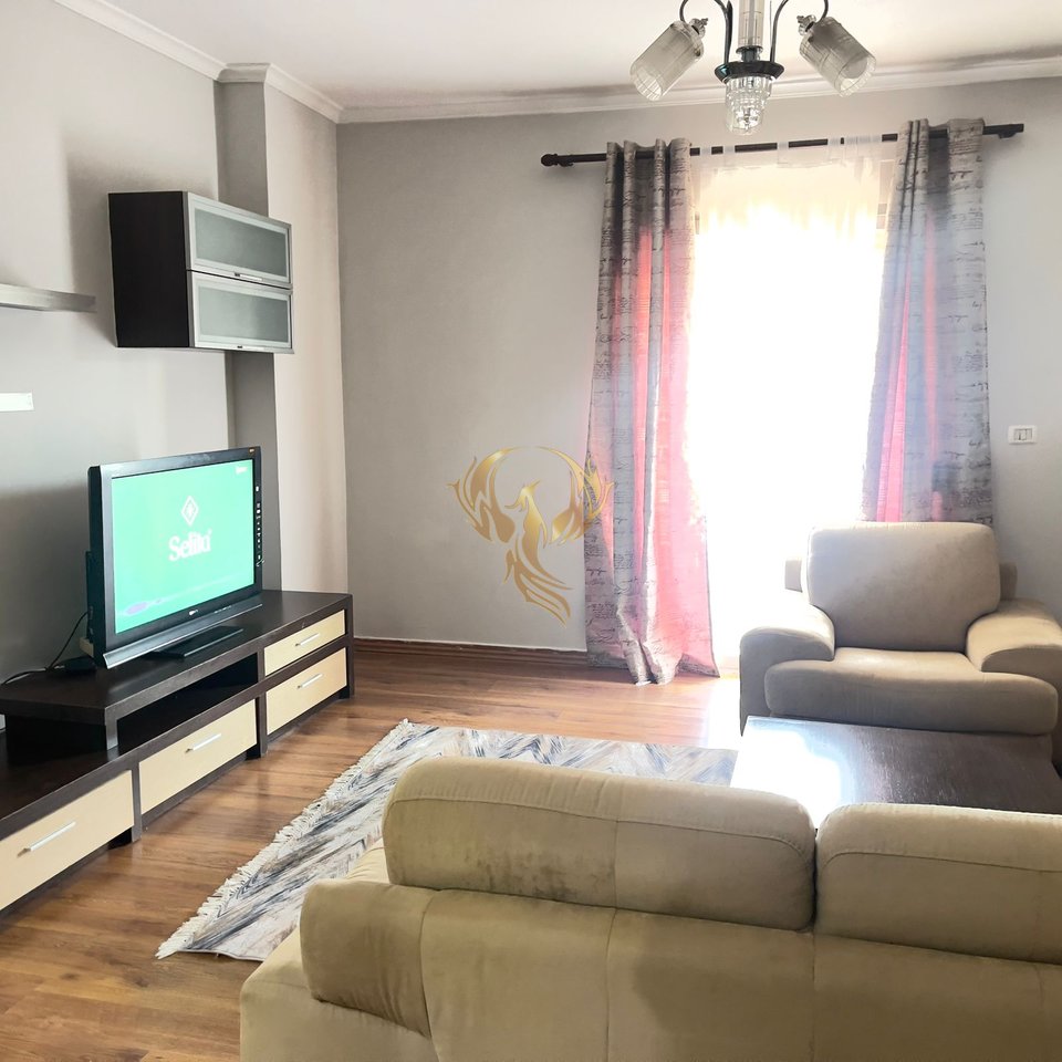 Apartment 1+1 for rent, in Xhamllik