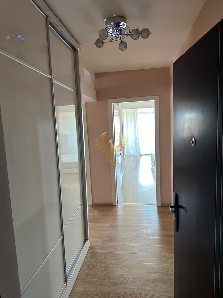 Affittasi appartamento 2+1+deposito presso l'ex piazza Shqiponja