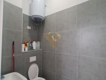 Business premises for rent at Fiori Di Bosco