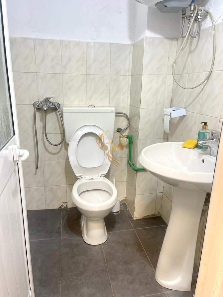 Business premises for rent on Kavaja Street