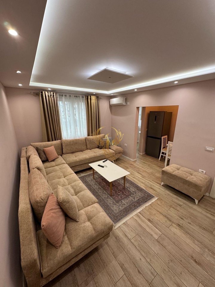 Apartment 1+1 for rent, at 21 Dhjetori