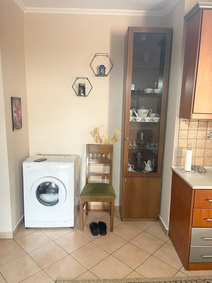 Appartamento 1+1 in affitto, nel Bllok