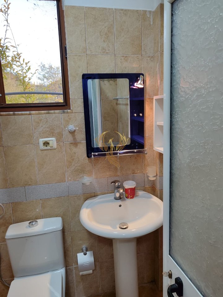For rent Entrance 1+1 in Shkoze