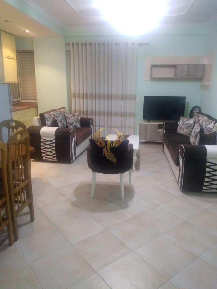 Jepet me qera Apartament 1+1 te Ish Parku