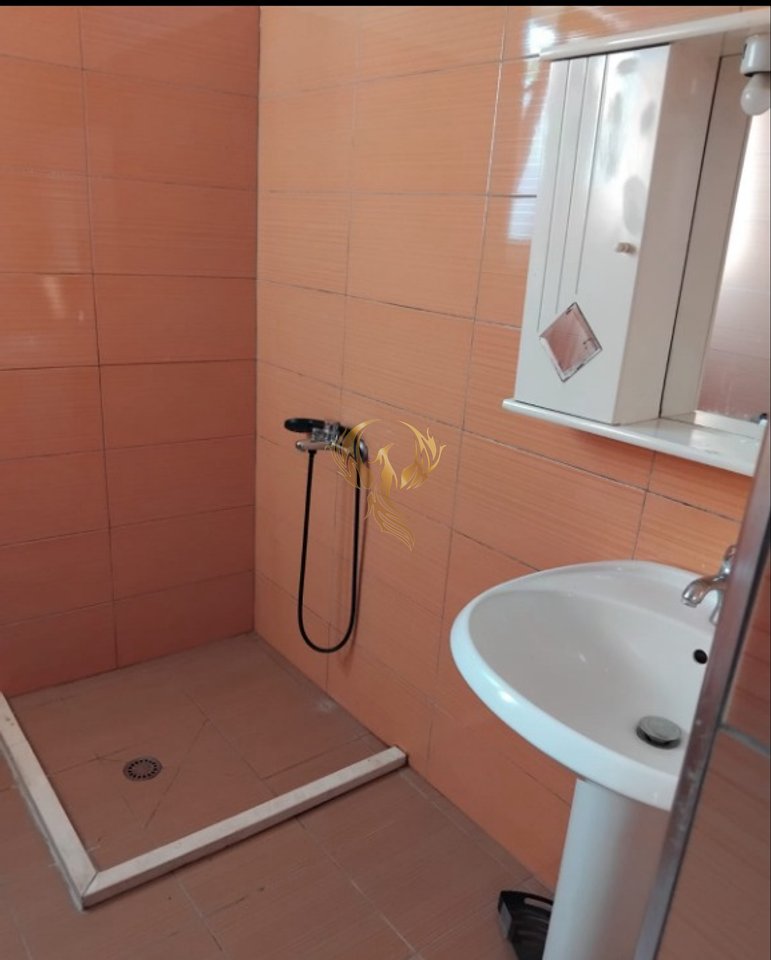For rent Entrance 1+1 at Jordan Misja