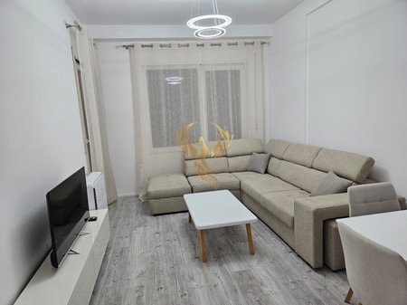 For rent 2+1+2 apartment in Bllok, Yzberisht