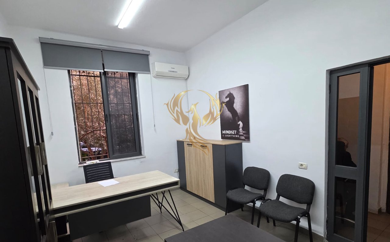 Jepet me qira zyre tek Bulevardi Bajram Curri