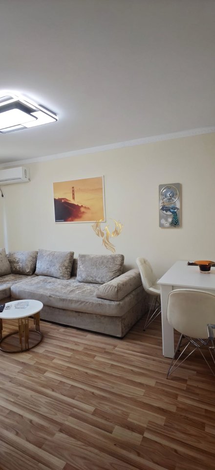 Jepet me qira apartament 1+1 tek Ish Ekspozita