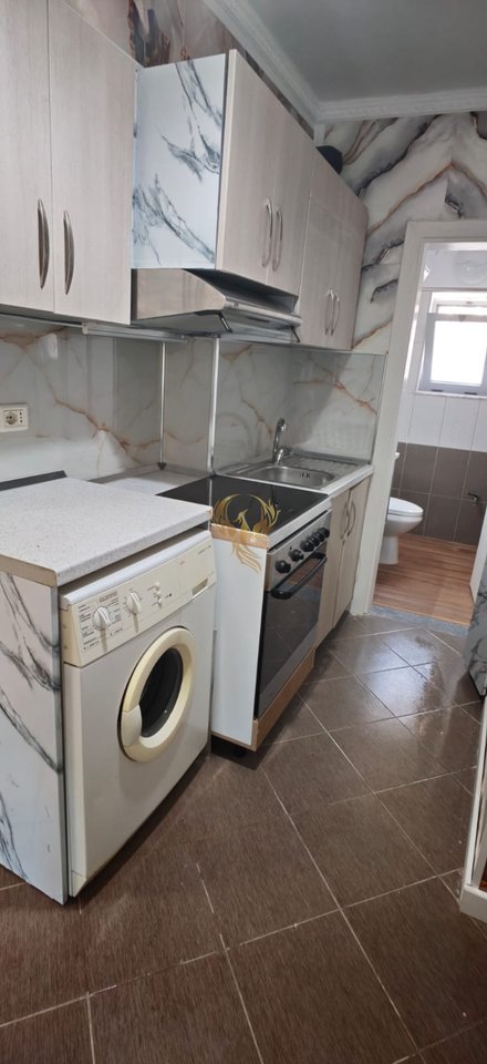 Jepet me qira apartament 1+1 tek Ish Ekspozita