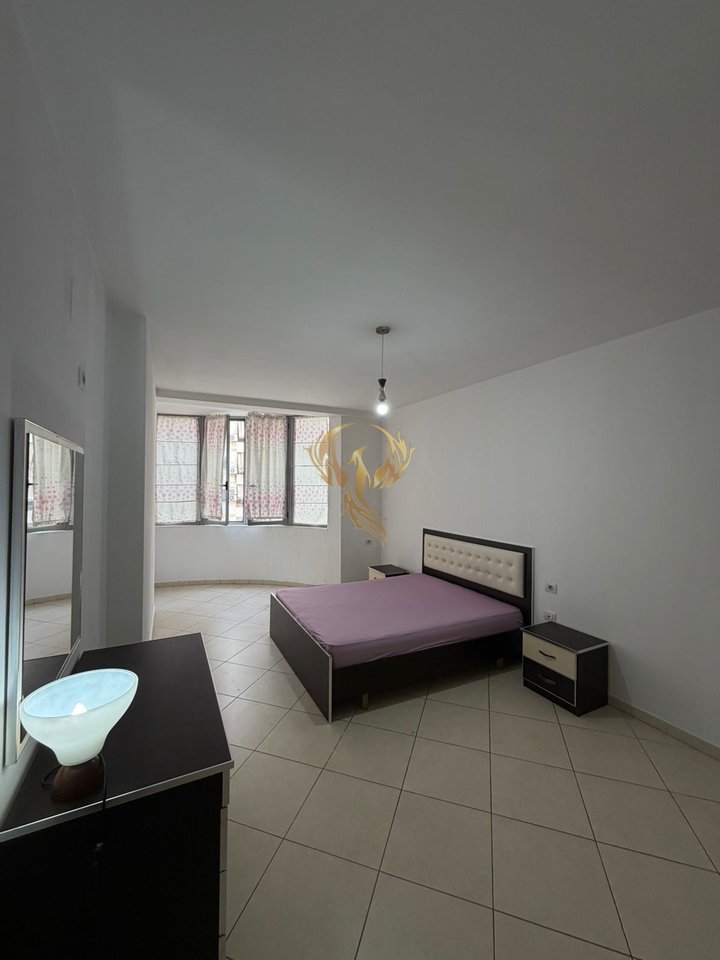 Jepet me qera Apartament 2+1 ne Astir