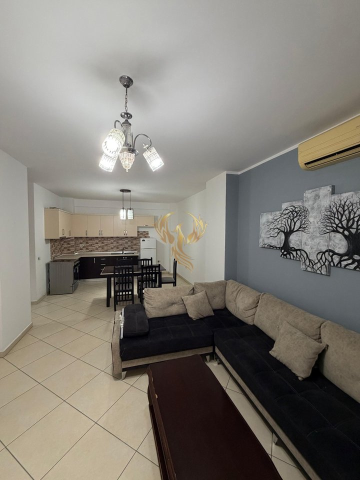 Jepet me qera Apartament 2+1 ne Astir
