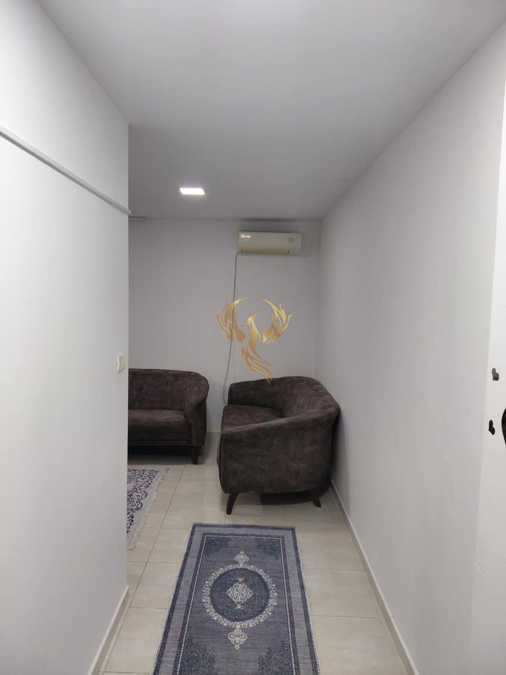 For rent: 1+1 entrance near Rrethi Shkozes.