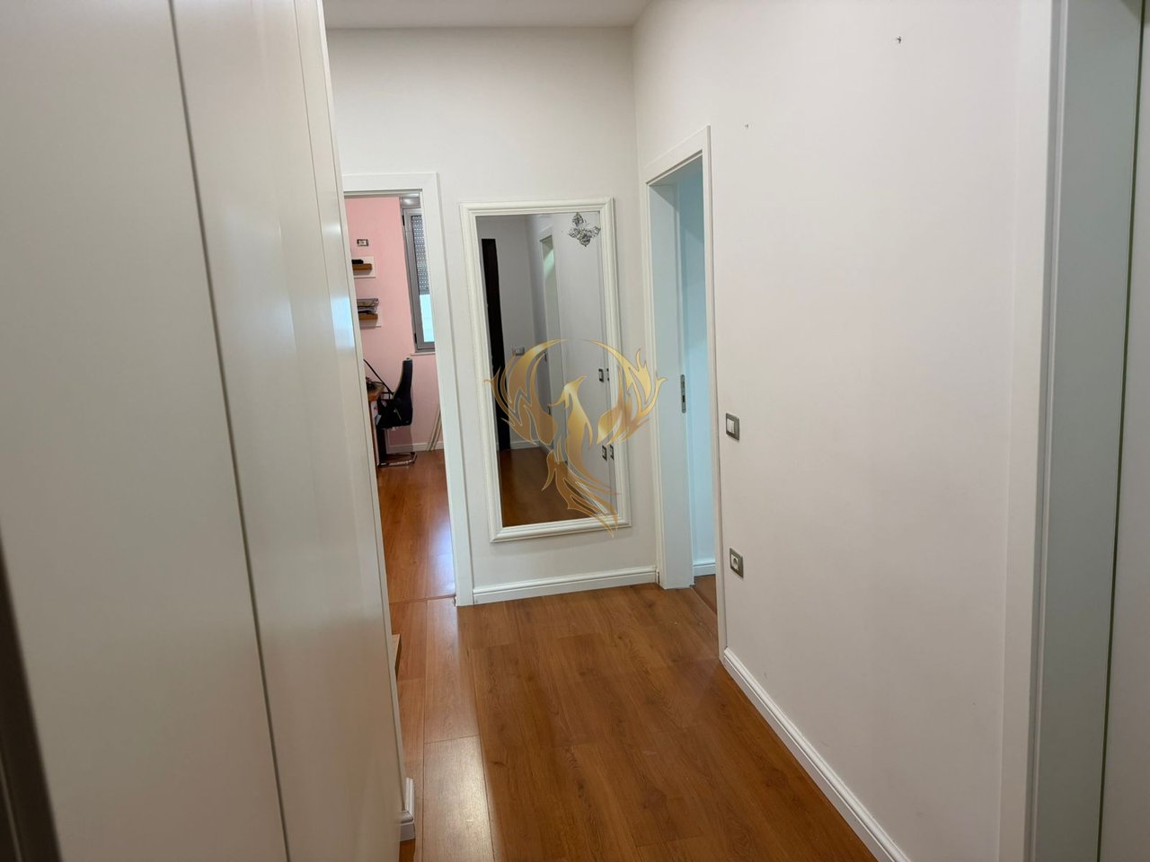 Jepet me qira apartament 2+1+Bllk ,tek Liqeni i Thate