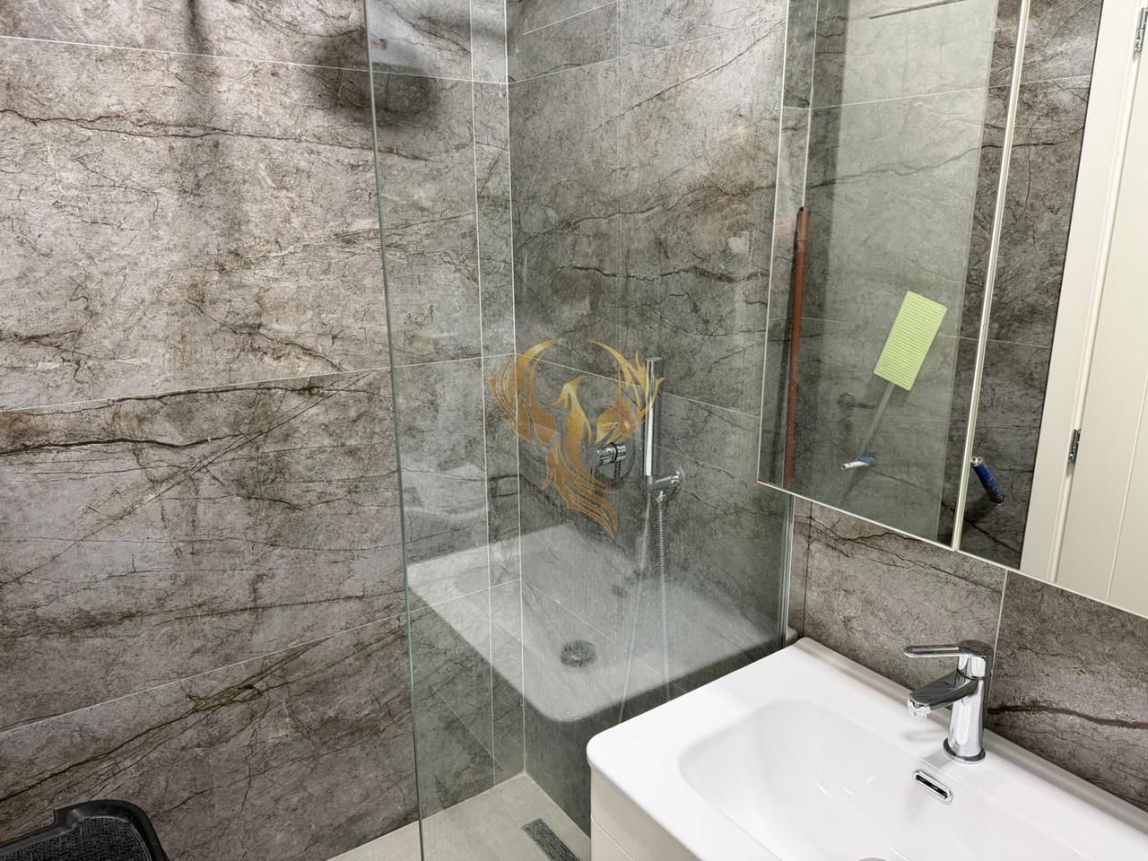 Jepet me qira apartament 2+1+Bllk ,tek Liqeni i Thate