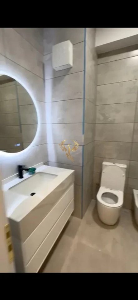 Jepet me qira Apartament/ Zyre 1+1 Brryli