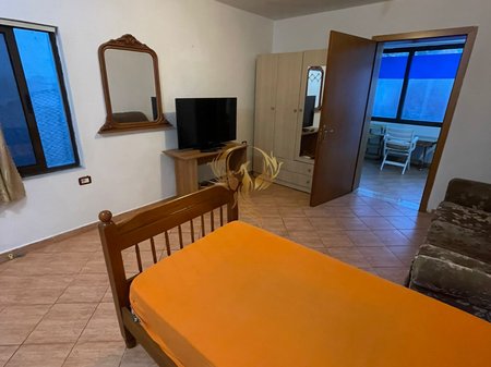 Jepet me qera Hyrje 1+1 ,tek inxhinieria e ndertimit