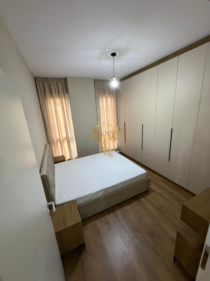 Jepet me qera apartament 1+1 tek Univers City, QTU