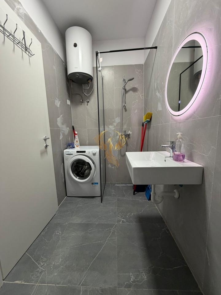 Jepet me qera apartament 1+1 tek Univers City, QTU