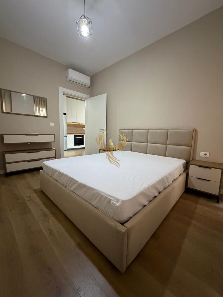 Jepet me qera apartament 1+1 tek Univers City, QTU