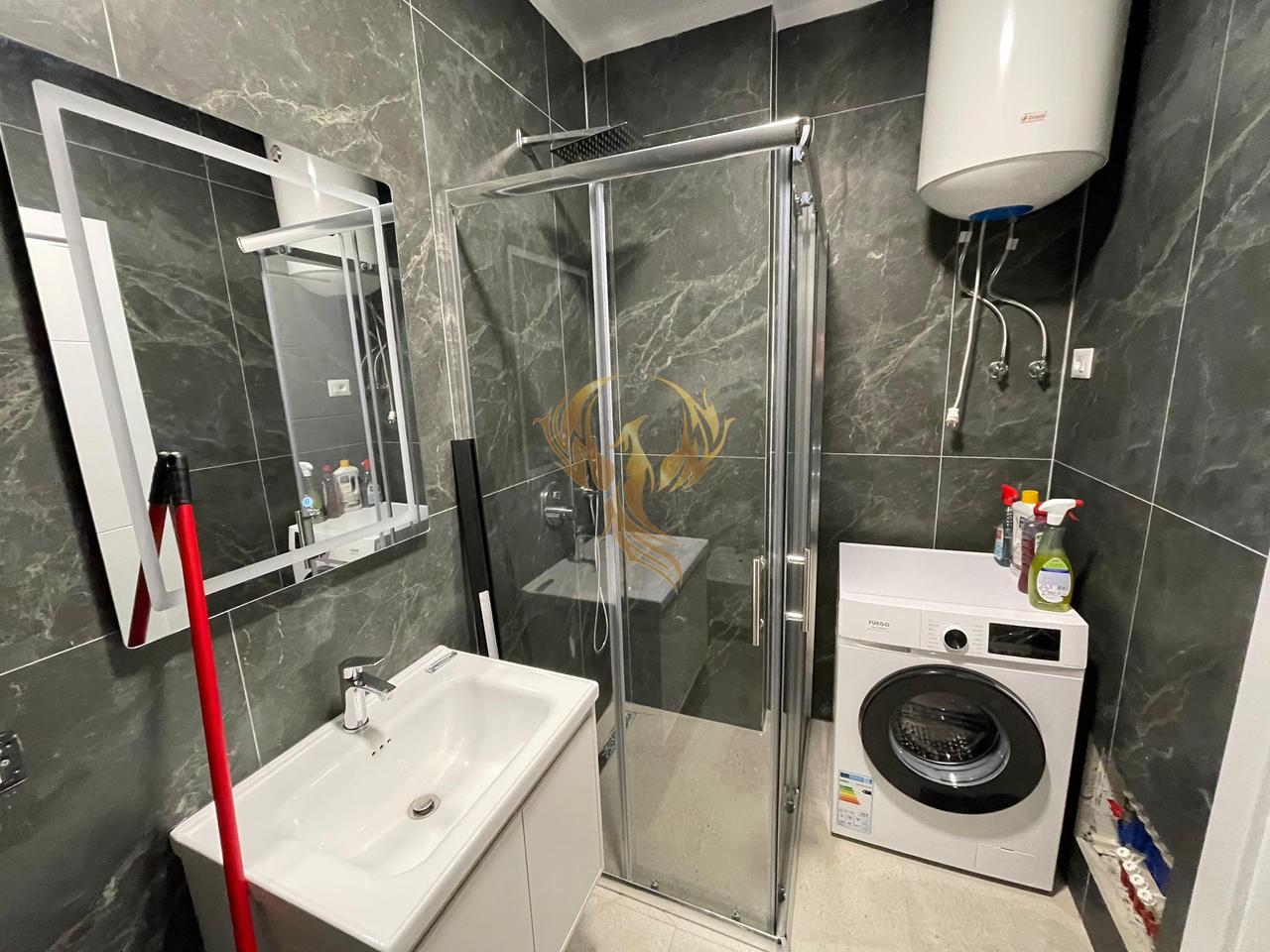 Jepet me qera Apartament 1+1,tek Stacioni i Trenit