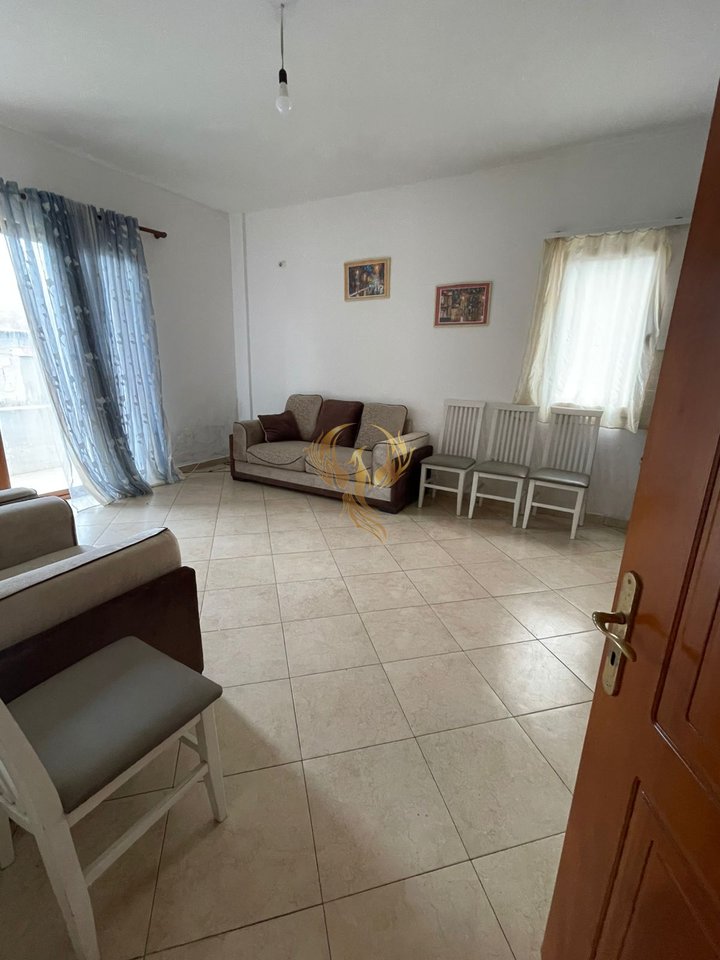 For rent 1+1 entrance, in Tufine