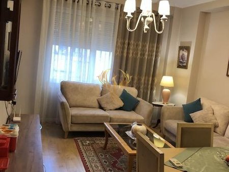 Appartamento 1+1 in affitto, Misto Mame