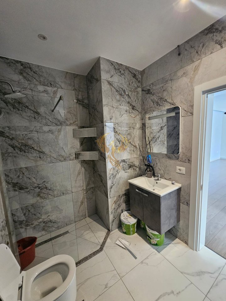 Jepet me qira Ambjent Biznesi ne Zog Zi