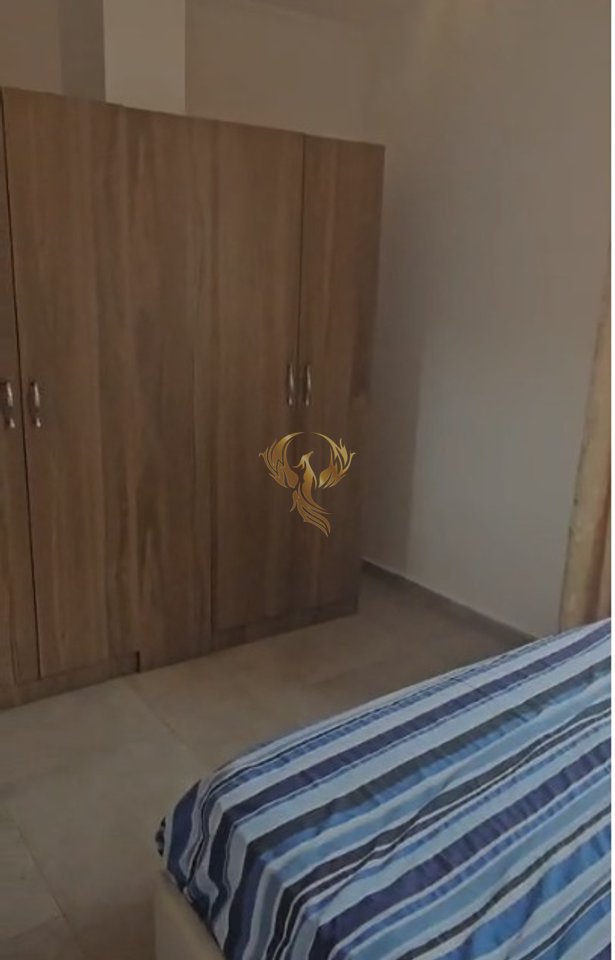 Jepet me qera Hyrje 1+1, ne Laprake